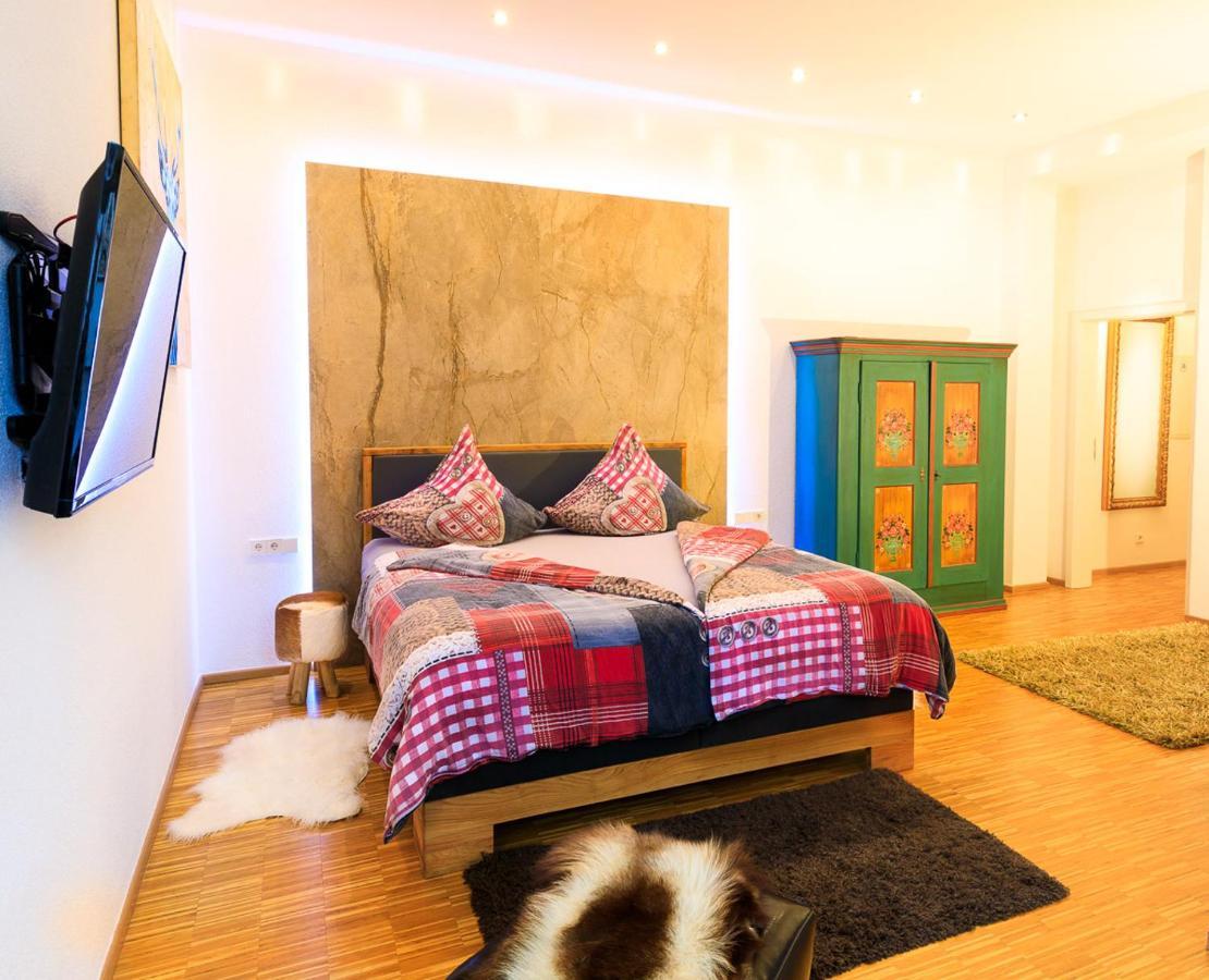 Schwarzwaldzimmer & Schwarzwald Design Apartment Rottweil Εξωτερικό φωτογραφία